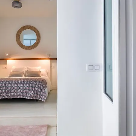 Buen Viaje Home, Con Patio Privado * Севилья